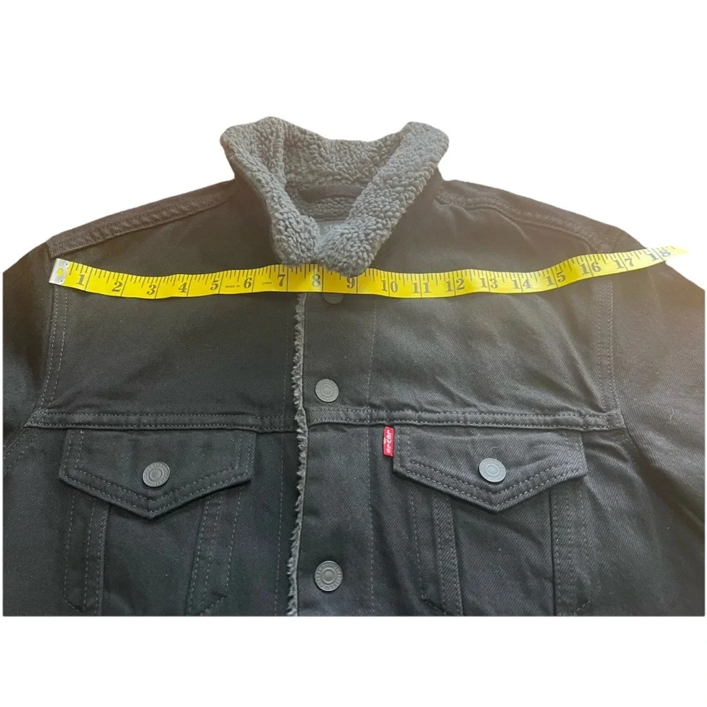 Levi's Black Sherpa Lined Denim Jacket - Picture 7 of 11